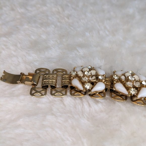 Vintage Enamel Wild Rose, Milk Glass, & Rhinestone Book Chain Gold Tone Bracelet - Picture 3 of 5
